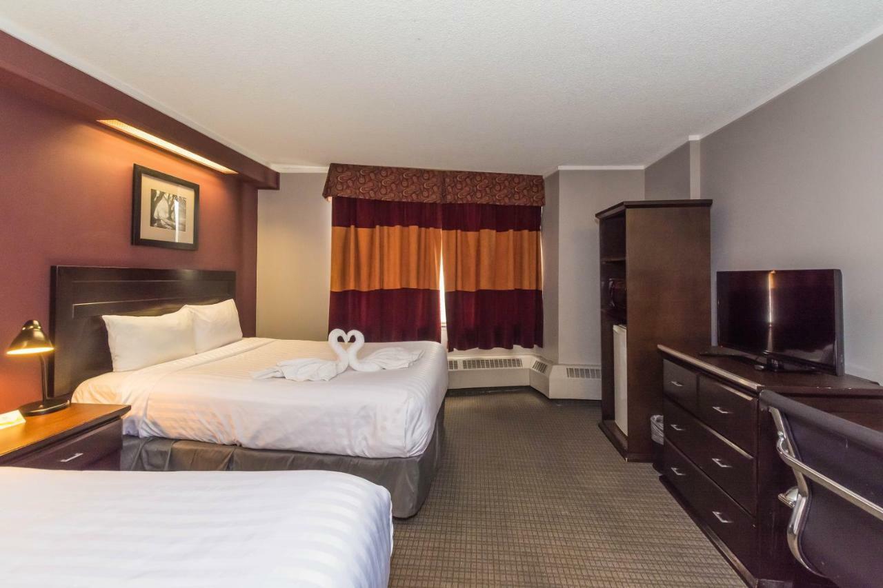 Coliseum Inn Едмонтон Екстер'єр фото